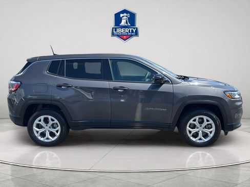 Certified 2024 Jeep Compass Sport AWD/4WD image 13