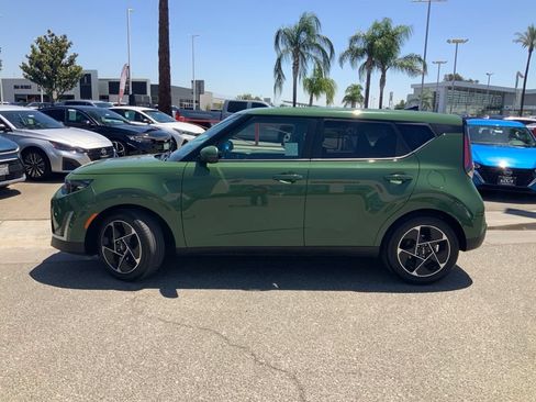 Used 2023 Kia Soul EX FWD image 10