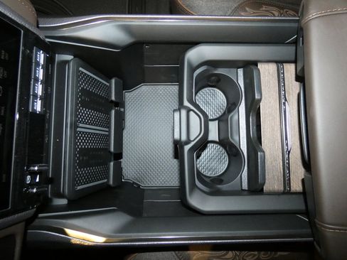 New 2026 RAM 2500 Limited image 22