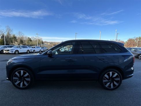 New 2025 Volvo EX90 Ultra image 5