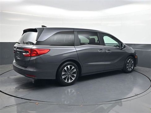Used 2024 Honda Odyssey EX-L image 4