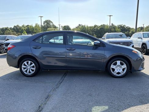 Used 2016 Toyota Corolla LE FWD image 6