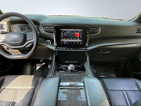 Used 2022 Jeep Wagoneer Series II image 17