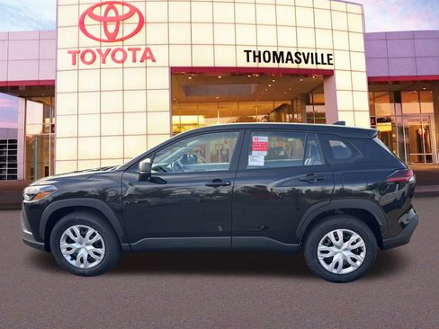 New 2026 Toyota Corolla Cross L FWD image 8