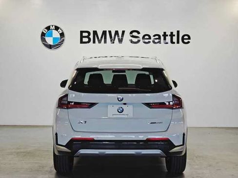 Used 2025 BMW X1 xDrive28i w/ Convenience Package AWD/4WD image 5