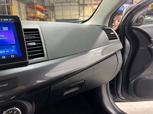 Used 2010 Mitsubishi Lancer Evolution SE image 27