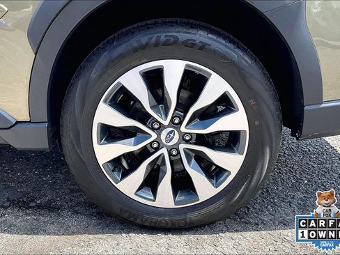 Certified 2023 Subaru Outback Touring AWD/4WD image 12