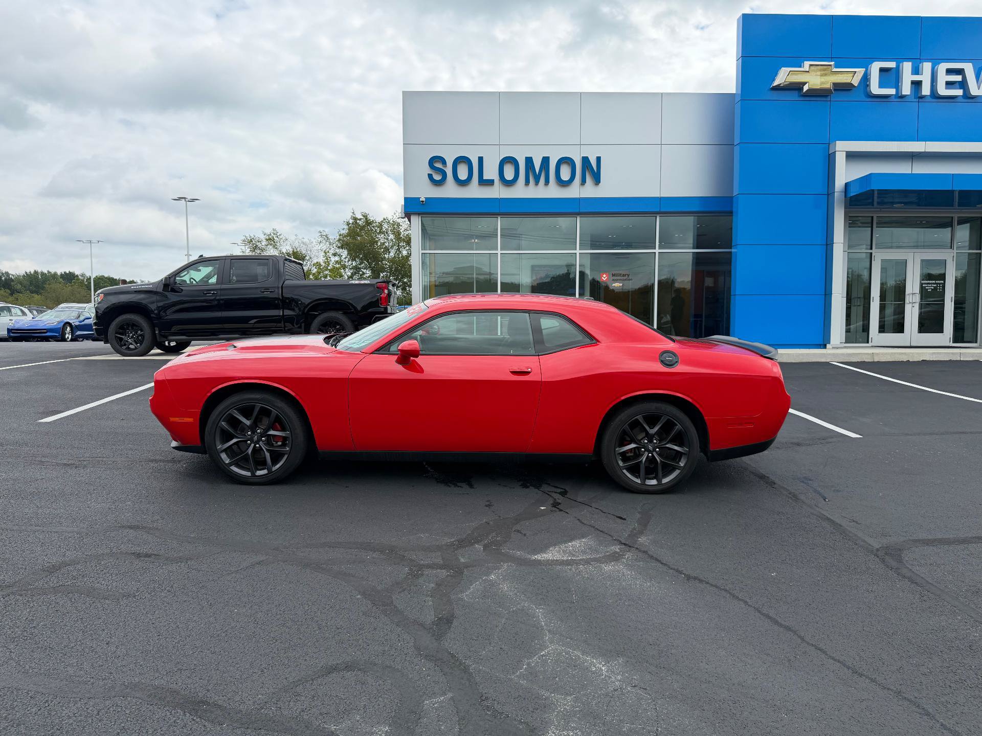 Used 2022 Dodge Challenger SXT w/ Blacktop Package RWD image 3