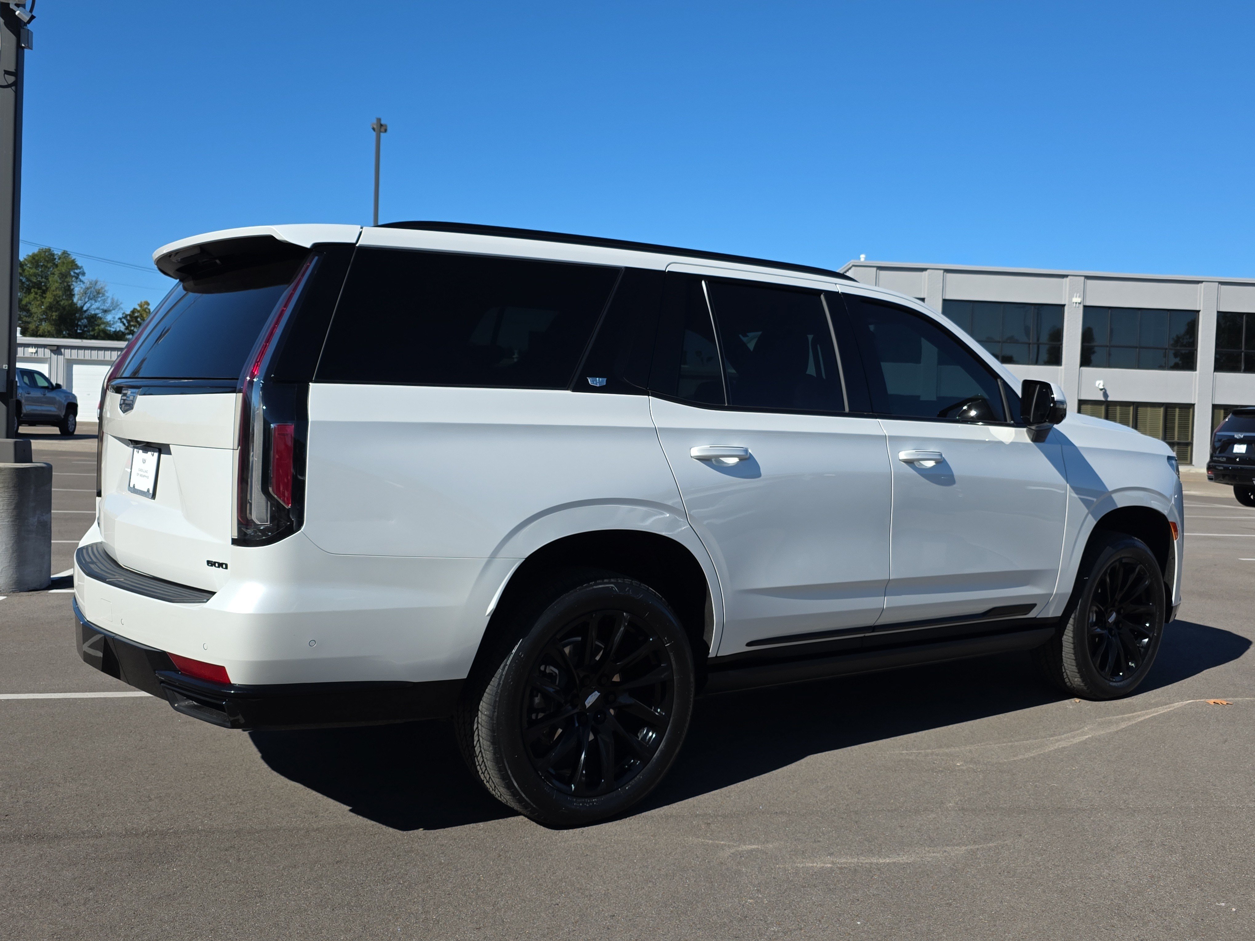 Used 2023 Cadillac Escalade Sport w/ LPO, ONYX Package AWD/4WD image 3