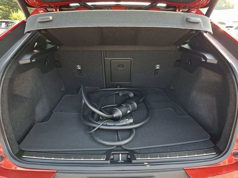Certified 2023 Volvo C40 P8 Recharge Plus AWD/4WD image 28