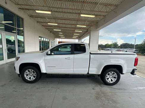 Used 2021 Chevrolet Colorado LT w/ Fleet Safety Package RWD image 3