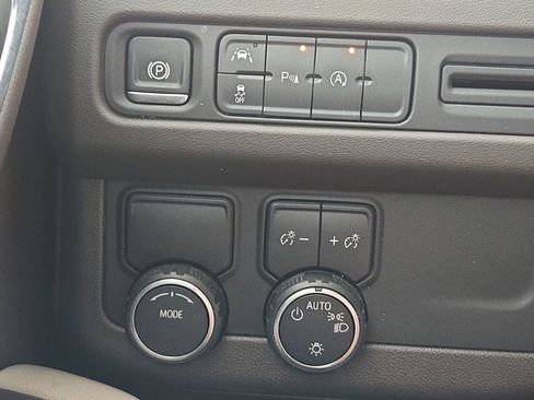 Certified 2024 Chevrolet Tahoe LT RWD image 23