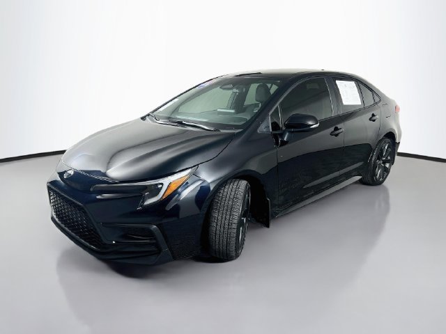 Used 2026 Toyota Corolla SE FWD image 4