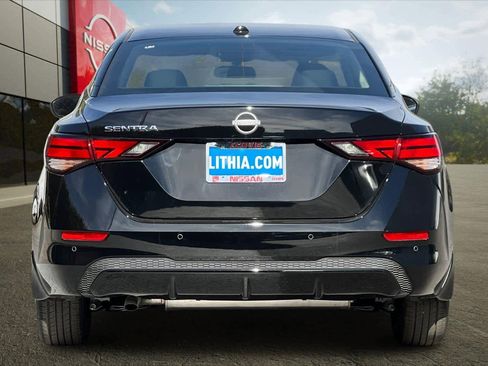 New 2025 Nissan Sentra SV w/ SV Premium Package image 8