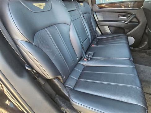 Used 2020 Bentley Bentayga Design Series image 19