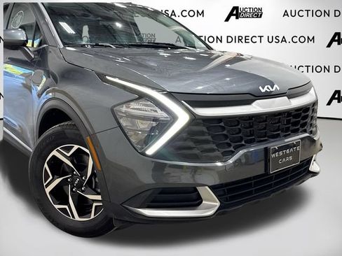 Used 2023 Kia Sportage LX AWD/4WD image 39