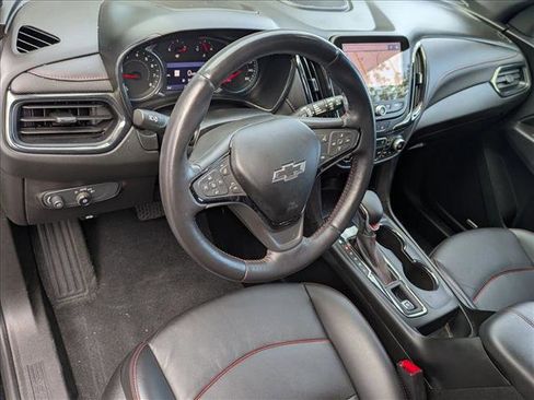 Used 2022 Chevrolet Equinox RS w/ RS Leather Package image 10