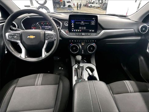 Used 2024 Chevrolet Blazer LT image 21