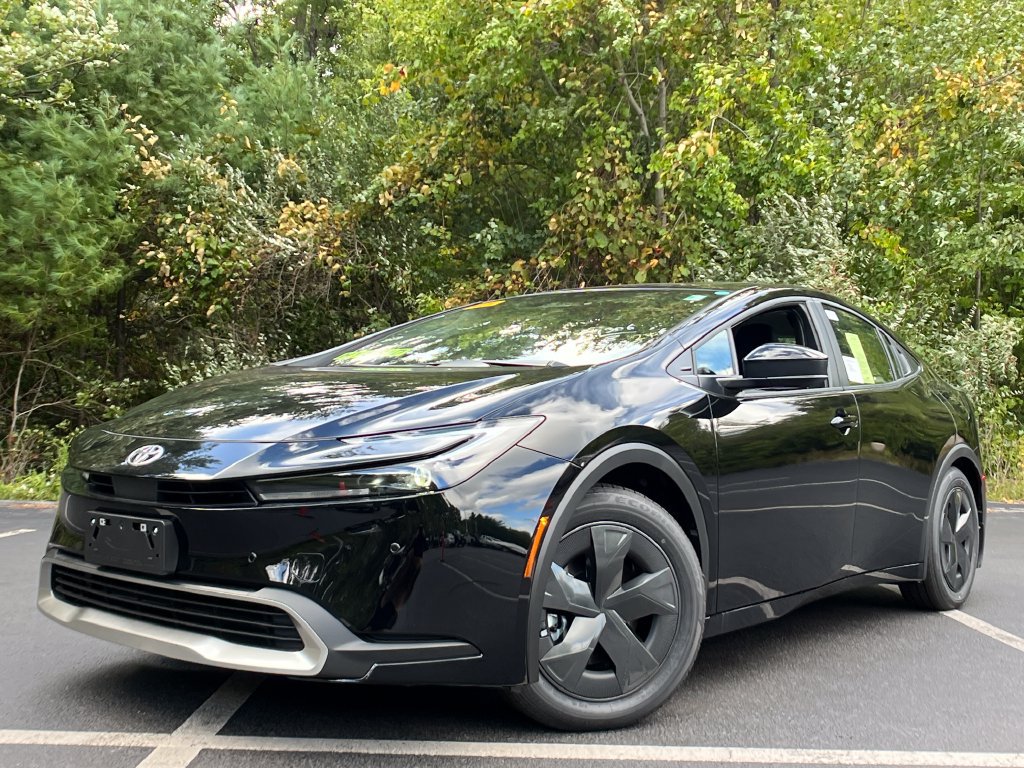 New 2027 Toyota Prius Plug-In Hybrid FWD 360° Tour