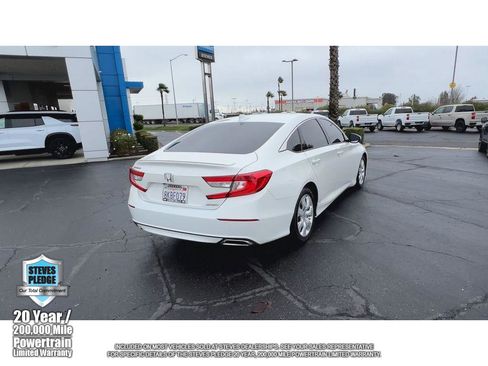 Used 2019 Honda Accord Sport image 11