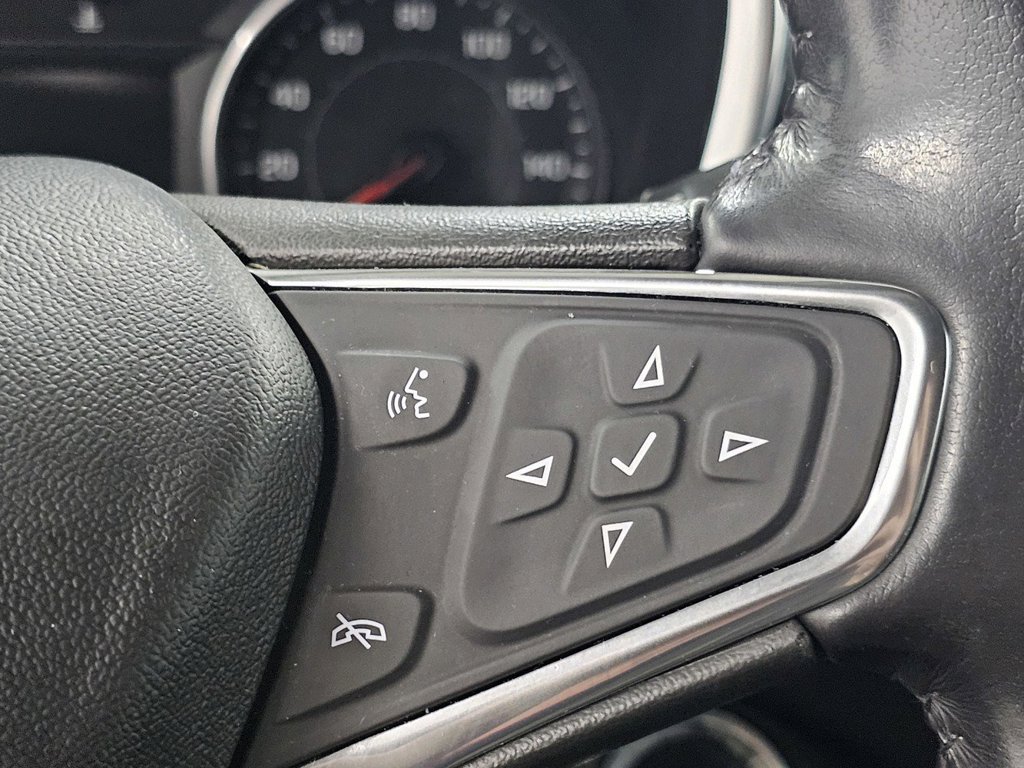 Used 2020 Chevrolet Equinox LT FWD image 36