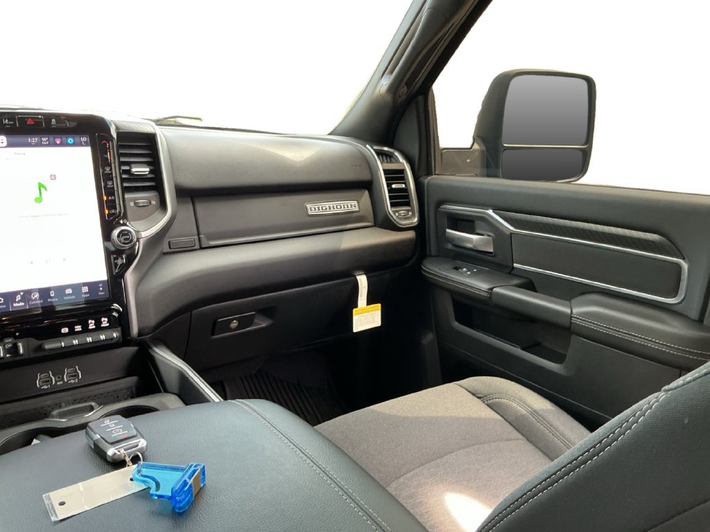 Used 2025 RAM 2500 Big Horn AWD/4WD image 30