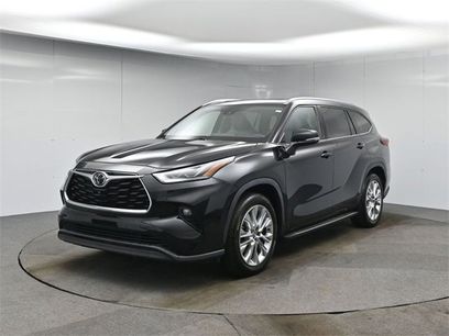 Used 2022 Toyota Highlander Limited