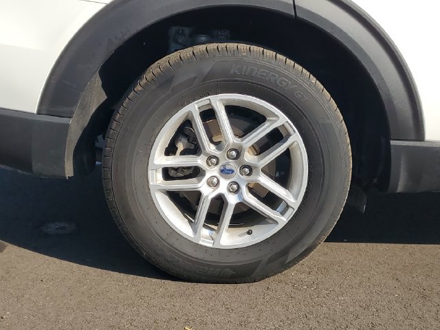 Certified 2026 Ford Explorer Active AWD/4WD image 5