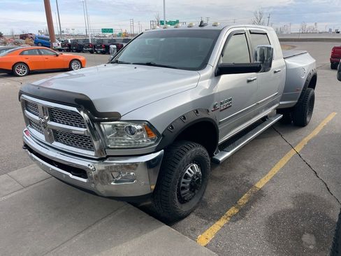 Used 2016 RAM 3500 Laramie image 3