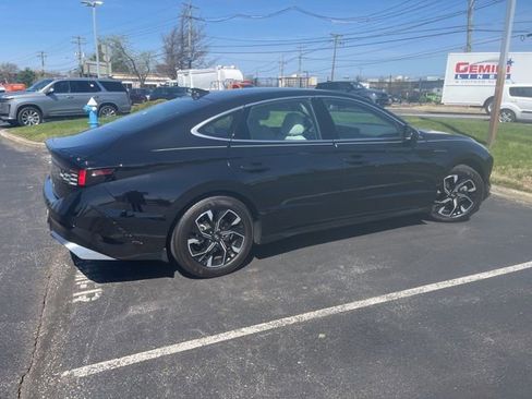 Used 2025 Hyundai Sonata SEL image 4