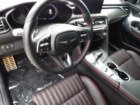 Used 2024 Genesis G70 2.5T w/ Sport Prestige Package image 14