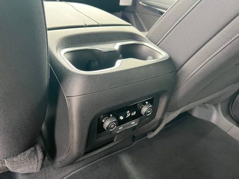 New 2026 Chevrolet Traverse LT w/ Sun and Wheel Package FWD image 29