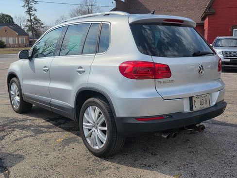 Used 2012 Volkswagen Tiguan SE image 4
