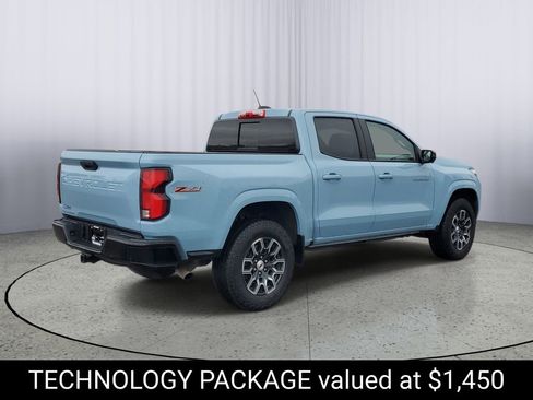 Certified 2025 Chevrolet Colorado Z71 w/ Technology Package AWD/4WD image 3