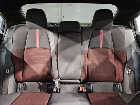 Used 2024 Toyota Corolla SE image 13