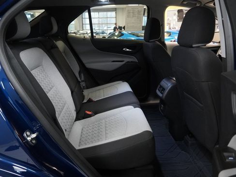 Certified 2022 Chevrolet Equinox LS w/ LS Convenience Package image 28