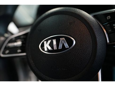 Used 2019 Kia Optima LX image 22