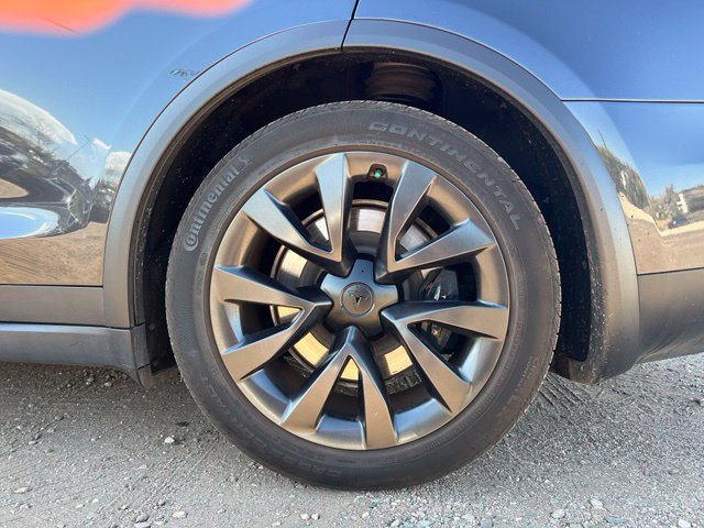 Used 2025 Tesla Model X AWD/4WD image 13