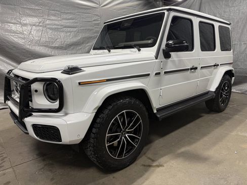 Used 2026 Mercedes-Benz G 550 image 3