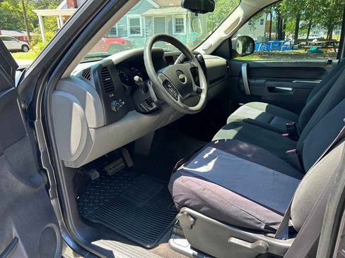 Used 2011 Chevrolet Silverado 1500 LS RWD image 8