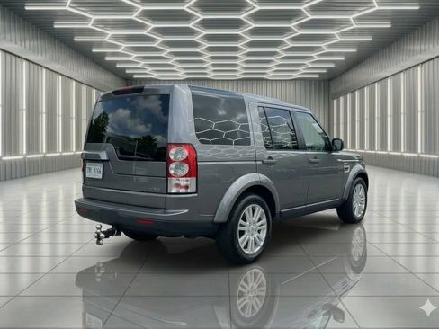 Used 2011 Land Rover LR4 HSE LUX AWD/4WD image 3