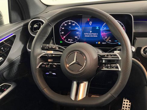 Certified 2025 Mercedes-Benz GLC 300 4MATIC image 15