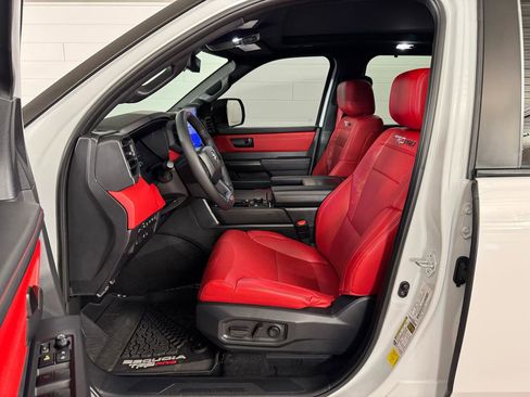 Used 2025 Toyota Sequoia TRD Pro w/ Tow Technology Package image 14