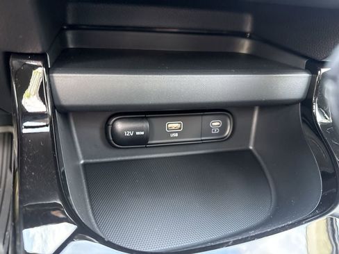 New 2026 Kia Seltos S AWD/4WD image 32