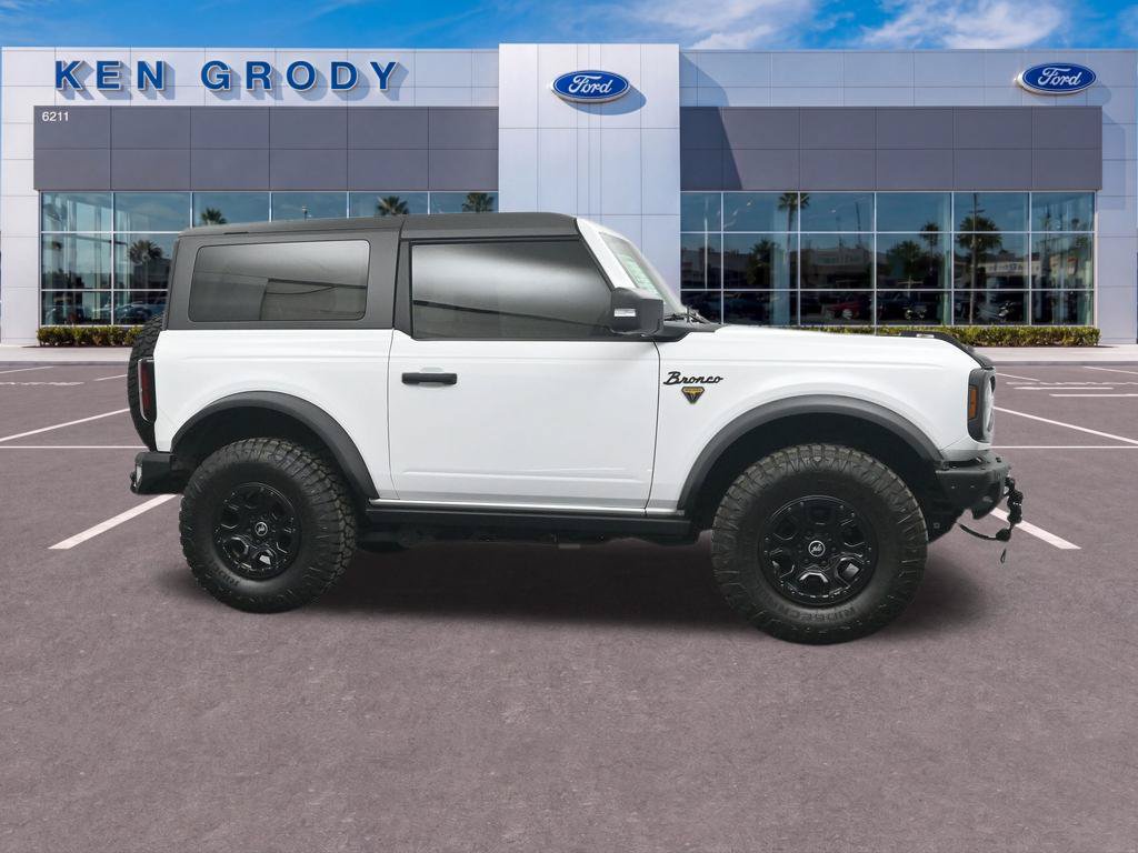 Used 2022 Ford Bronco Badlands AWD/4WD image 5