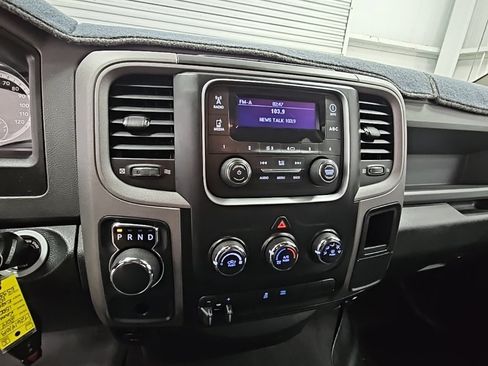 Used 2014 RAM 1500 Express image 12