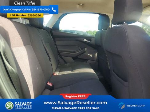 Used 2015 Ford Focus SE FWD image 13