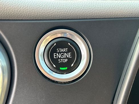 Used 2021 Chevrolet Blazer LT FWD image 26