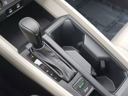 Used 2024 Honda Accord EX image 20