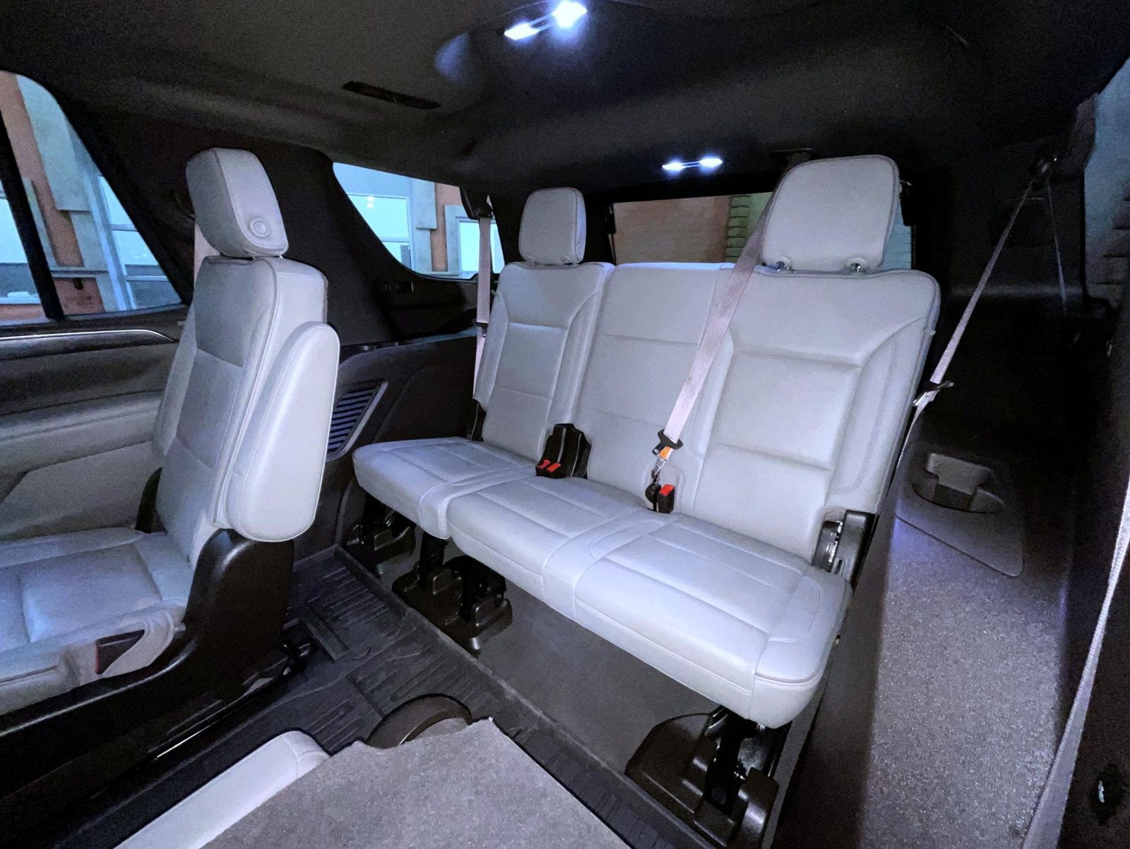 Certified 2021 GMC Yukon SLT w/ SLT Luxury Plus Package AWD/4WD image 24